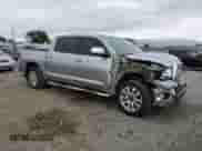2013 Toyota Tundra Limited с VIN 5TFHW5F11DX313845, выставлен на аукционе Copart как лот 55480355 с пробегом 352 781 миль миль и Списание • Salvage title. История ставок и продаж доступна на DreamBid. Изображение 4.