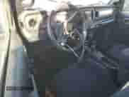 2022 Jeep Wrangler Sport с VIN 1C4HJXAG5NW235311, выставлен на аукционе Copart как лот 45044255 с пробегом 27 280 миль миль и Списание • Salvage title. История ставок и продаж доступна на DreamBid. Изображение 8.