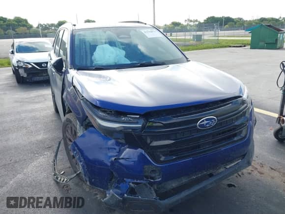 2025 Subaru Forester Special Sports z VIN JF2SLDHCXSH422076, wystawiony jako IAAI lot #43194873 z przebiegiem 48 193 mil mil oraz . Historia ofert i sprzedaży dostępna na DreamBid. Obrazek 6.