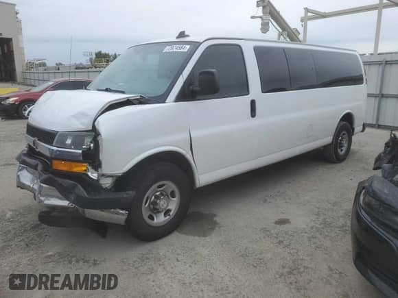 2018 Chevrolet Express Passenger LT с VIN 1GAZGPFG7J1331372, выставлен на аукционе Copart как лот 72974584 с пробегом Не указан миль и Списание • Salvage title. История ставок и продаж доступна на DreamBid. Изображение 1.