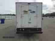 2001 Chevrolet Express Commercial E23 с VIN 1GBHG31R611147016, выставлен на аукционе Copart как лот 51247835 с пробегом Не указан миль и Списание • Salvage title. История ставок и продаж доступна на DreamBid. Изображение 6.