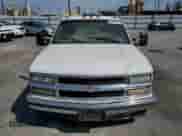 1999 Chevrolet Silverado 3500 with VIN 1GCHC33J7XF024092, listed as a Copart auction lot 64849475 with 188,547 mi miles and Non repairable. Bid and sale history available at DreamBid. Image 5.