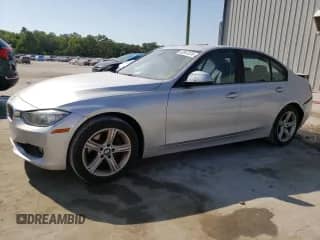 2015 BMW 3 Series 328i xDrive с VIN WBA3B5G58FNS19285, выставлен на аукционе Copart как лот 53847574 с пробегом 138 725 миль миль и Списание • Salvage title. История ставок и продаж доступна на DreamBid. Изображение 1.