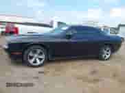 2018 Dodge Challenger SXT с VIN 2C3CDZAG3JH121981, выставлен на аукционе IAAI как лот 43215625 с пробегом 103 408 миль миль и . История ставок и продаж доступна на DreamBid. Изображение 14.