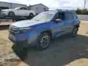 2025 Subaru Forester Premium z VIN JF2SLDBC7SH448448, wystawiony jako Copart lot #84930125 z przebiegiem 5 870 mil mil oraz Szkoda całkowita • Salvage title. Historia ofert i sprzedaży dostępna na DreamBid. Obrazek 1.