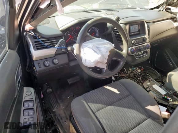 2015 Chevrolet Tahoe Commercial z VIN 1GNSK2EC5FR515993, wystawiony jako Copart lot #58700455 z przebiegiem 133 248 mil mil oraz Szkoda całkowita • Salvage title. Historia ofert i sprzedaży dostępna na DreamBid. Obrazek 8.