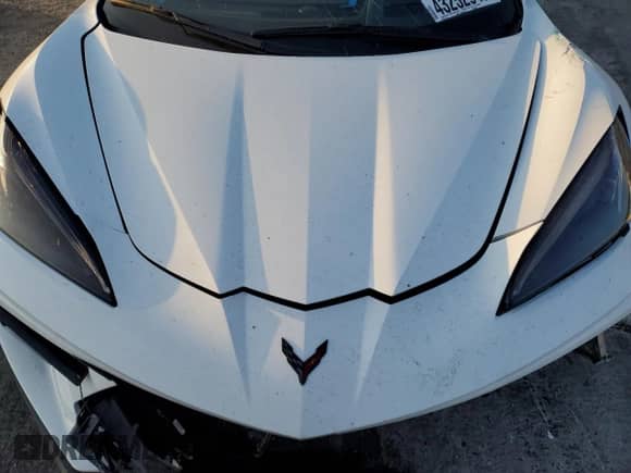 2020 Chevrolet Corvette 3LT z VIN 1G1Y83D44L5000903, wystawiony jako Copart lot #43252945 z przebiegiem Nie podano mil oraz Nie do naprawy • Non repairable. Historia ofert i sprzedaży dostępna na DreamBid. Obrazek 12.
