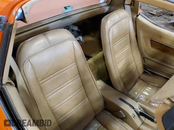 1976 Chevrolet Corvette с VIN 1Z37L6S427043, выставлен на аукционе Copart как лот 44618805 с пробегом 63 566 миль миль и Чистый • Clean title. История ставок и продаж доступна на DreamBid. Изображение 10.