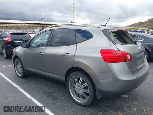 2008 Nissan Rogue S with VIN JN8AS58T48W001367, listed as a IAAI auction lot 43459668 with 189,199 mi miles and . Bid and sale history available at DreamBid. Image 3.