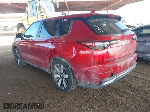 2025 Mitsubishi Outlander SE z VIN JA4J3VA8XSZ029835, wystawiony jako IAAI lot #43405050 z przebiegiem 8 221 mil mil oraz . Historia ofert i sprzedaży dostępna na DreamBid. Obrazek 6.
