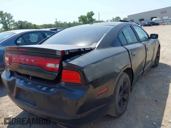 2012 Dodge Charger SE с VIN 2C3CDXBG4CH109201, выставлен на аукционе IAAI как лот 42940554 с пробегом 184 688 миль миль и . История ставок и продаж доступна на DreamBid. Изображение 4.