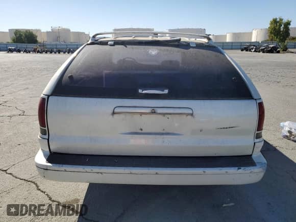 1994 Chevrolet Caprice с VIN 1G1BL82P4RR123410, выставлен на аукционе Copart как лот 81672955 с пробегом 222 769 миль миль и Чистый • Clean title. История ставок и продаж доступна на DreamBid. Изображение 6.