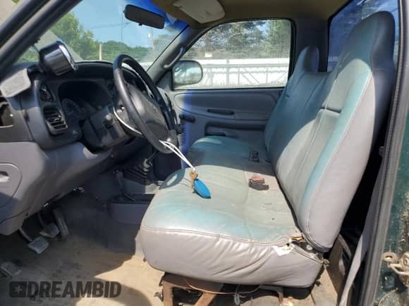 1999 Dodge 1500 с VIN 1B7HF16Y6XS305733, выставлен на аукционе Copart как лот 65837665 с пробегом 108 290 миль миль и Чистый • Clean title. История ставок и продаж доступна на DreamBid. Изображение 7.