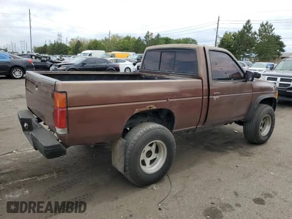 1993 Nissan Frontier with VIN 1N6SD11Y3PC365138, listed as a Copart auction lot 68947744 with 200,843 mi miles and Salvage title. Bid and sale history available at DreamBid. Image 3.