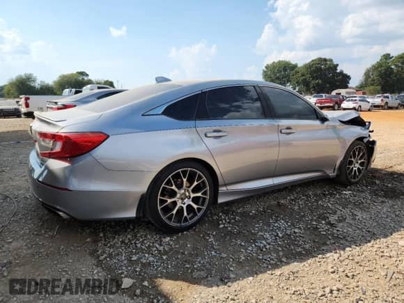 2020 Honda Accord Sport с VIN 1HGCV1F3XLA020682, выставлен на аукционе Copart как лот 80911685 с пробегом 146 833 миль миль и Списание • Salvage title. История ставок и продаж доступна на DreamBid. Изображение 3.