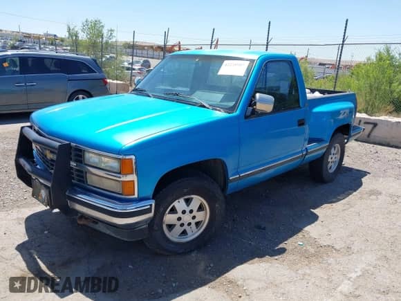 1991 Chevrolet Silverado 1500 с VIN 1GCDK14K4MZ224371, выставлен на аукционе IAAI как лот 42228987 с пробегом 131 598 миль миль и . История ставок и продаж доступна на DreamBid. Изображение 2.