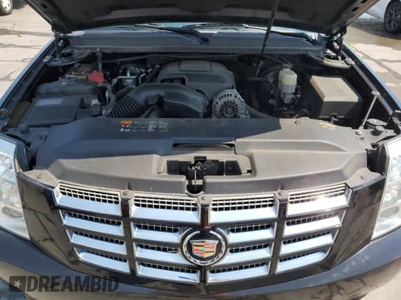 2014 Cadillac Escalade Luxury z VIN 1GYS4BEF0ER228650, wystawiony jako Copart lot #66401995 z przebiegiem 97 586 mil mil oraz Szkoda całkowita • Salvage title. Historia ofert i sprzedaży dostępna na DreamBid. Obrazek 12.