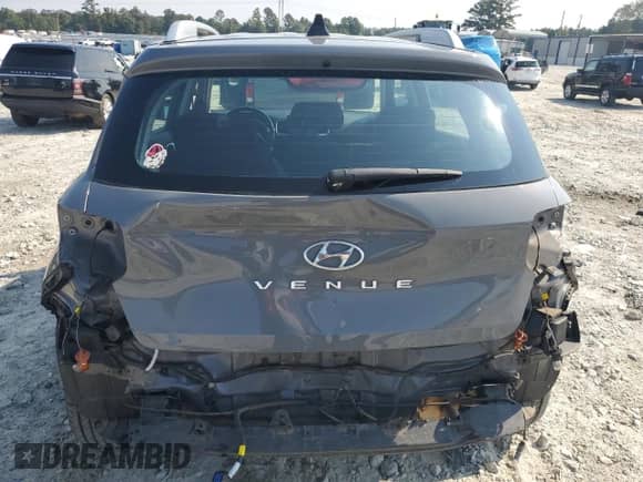 2022 Hyundai Venue SEL with VIN KMHRC8A3XNU142597, listed as a Copart auction lot 80727075 with 49,586 mi miles and Salvage title. Bid and sale history available at DreamBid. Image 6.