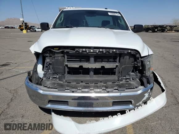 2021 Ram 1500 Express z VIN 3C6JR6AT6MG504261, wystawiony jako Copart lot #70686174 z przebiegiem 54 642 mil mil oraz Szkoda całkowita • Salvage title. Historia ofert i sprzedaży dostępna na DreamBid. Obrazek 5.