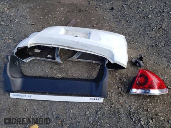 2012 Chevrolet Impala LT Retail with VIN 2G1WB5E32C1210959, listed as a Copart auction lot 89847055 with 76,493 mi miles and Salvage title. Bid and sale history available at DreamBid. Image 12.