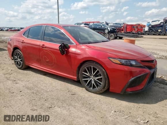2021 Toyota Camry SE Nightshade z VIN 4T1G11AK9MU425020, wystawiony jako Copart lot #71685455 z przebiegiem 47 339 mil mil oraz Szkoda całkowita • Salvage title. Historia ofert i sprzedaży dostępna na DreamBid. Obrazek 4.