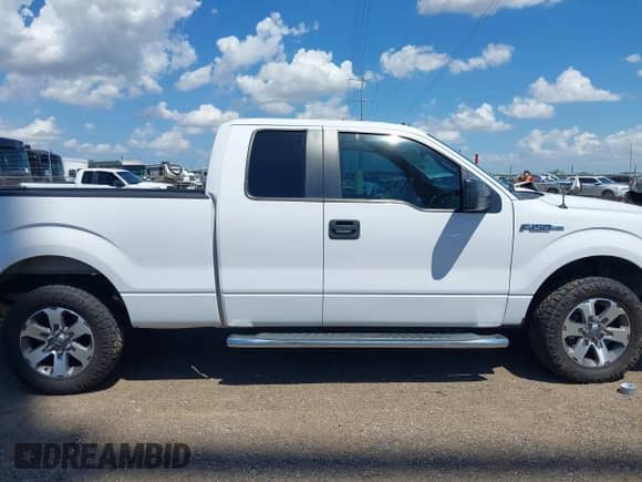2014 Ford F-150 XL with VIN 1FTFX1CF3EKE68957, listed as a IAAI auction lot 43022086 with 66,205 mi miles and . Bid and sale history available at DreamBid. Image 13.