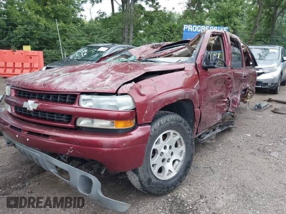 2003 Chevrolet Tahoe Z71 с VIN 1GNEK13Z13R259314, выставлен на аукционе IAAI как лот 42841270 с пробегом 124 710 миль миль и . История ставок и продаж доступна на DreamBid. Изображение 2.