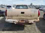 1990 Chevrolet Silverado 2500 с VIN 1GCFC24H7LZ259128, выставлен на аукционе Copart как лот 51210234 с пробегом 224 396 миль миль и Списание • Salvage title. История ставок и продаж доступна на DreamBid. Изображение 6.