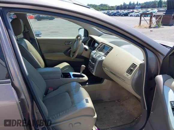 2010 Nissan Murano SL with VIN JN8AZ1MW1AW137157, listed as a IAAI auction lot 42685041 with 143,457 mi miles and . Bid and sale history available at DreamBid. Image 5.