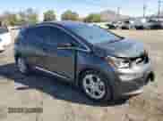 2019 Chevrolet Bolt EV LT с VIN 1G1FY6S0XK4139382, выставлен на аукционе Copart как лот 82177365 с пробегом 81 745 миль миль и Списание • Salvage title. История ставок и продаж доступна на DreamBid. Изображение 4.