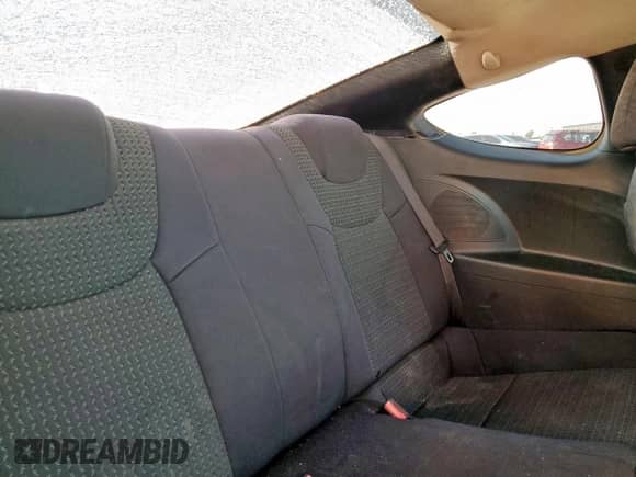 2012 Hyundai Genesis Coupe 2.0T with VIN KMHHT6KD2CU068984, listed as a Copart auction lot 61478935 with 104,911 mi miles and Salvage title. Bid and sale history available at DreamBid. Image 10.