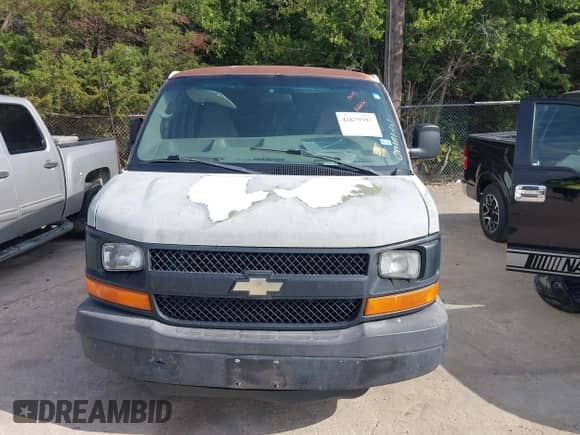 2005 Chevrolet Express Cargo с VIN 1GCGG25V951134002, выставлен на аукционе IAAI как лот 42679593 с пробегом 251 252 миль миль и . История ставок и продаж доступна на DreamBid. Изображение 6.