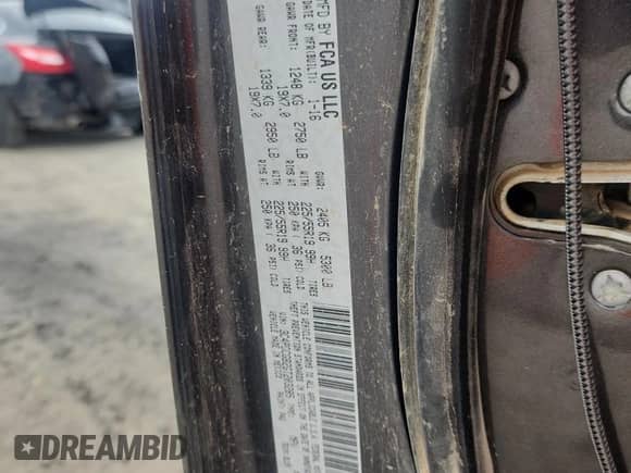 2016 Dodge Journey Crossroad Plus with VIN 3C4PDCGB2GT203285, listed as a Copart auction lot 70141225 with 159,730 mi miles and Salvage title. Bid and sale history available at DreamBid. Image 13.