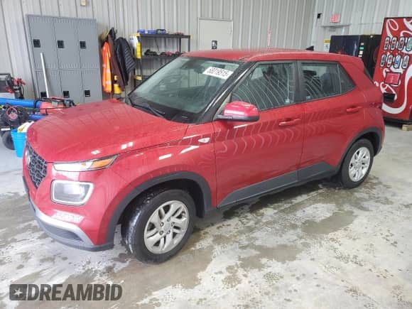 2021 Hyundai Venue SE z VIN KMHRB8A30MU085098, wystawiony jako Copart lot #68019515 z przebiegiem 102 569 mil mil oraz Szkoda całkowita • Salvage title. Historia ofert i sprzedaży dostępna na DreamBid. Obrazek 1.