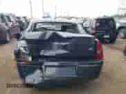 2008 Chrysler 300 Touring с VIN 2C3KA53GX8H164637, выставлен на аукционе IAAI как лот 43046727 с пробегом 151 912 миль миль и . История ставок и продаж доступна на DreamBid. Изображение 16.