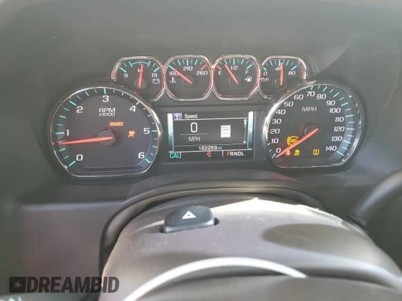 2019 Chevrolet Suburban Premier с VIN 1GNSKJKJ1KR166497, выставлен на аукционе Copart как лот 87331014 с пробегом 162 269 миль миль и Списание • Salvage title. История ставок и продаж доступна на DreamBid. Изображение 9.