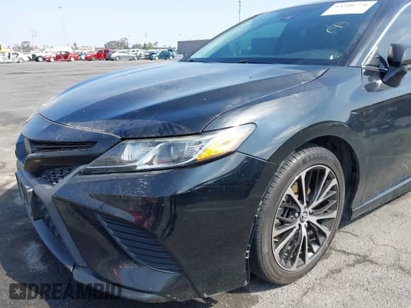2019 Toyota Camry SE z VIN 4T1B11HK3KU216191, wystawiony jako IAAI lot #43346776 z przebiegiem 105 440 mil mil oraz . Historia ofert i sprzedaży dostępna na DreamBid. Obrazek 6.