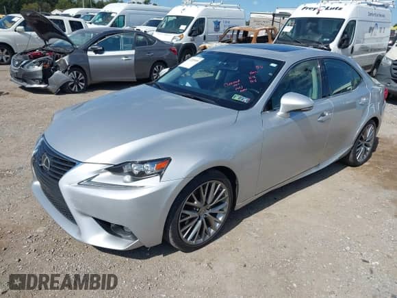 2015 Lexus IS 250 z VIN JTHCF1D28F5018575, wystawiony jako IAAI lot #43205189 z przebiegiem 107 128 mil mil oraz . Historia ofert i sprzedaży dostępna na DreamBid. Obrazek 17.