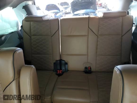 2022 Cadillac Escalade Premium Luxury с VIN 1GYS4BKL6NR153415, выставлен на аукционе Copart как лот 73532174 с пробегом 70 148 миль миль и Списание • Salvage title. История ставок и продаж доступна на DreamBid. Изображение 10.
