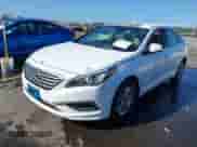 2016 Hyundai Sonata SE с VIN 5NPE24AF0GH356603, выставлен на аукционе IAAI как лот 43349666 с пробегом 153 622 миль миль и . История ставок и продаж доступна на DreamBid. Изображение 17.