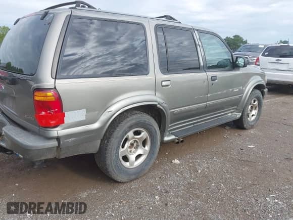 1999 Ford Explorer XLT с VIN 1FMZU35PXXZA37190, выставлен на аукционе IAAI как лот 42880238 с пробегом 224 350 миль миль и . История ставок и продаж доступна на DreamBid. Изображение 4.