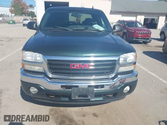 2006 GMC Sierra 1500 SLE1 z VIN 1GTEK19TX6Z241409, wystawiony jako IAAI lot #43354475 z przebiegiem 207 212 mil mil oraz . Historia ofert i sprzedaży dostępna na DreamBid. Obrazek 12.