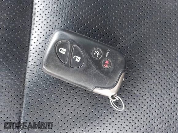 2012 Lexus IS 250 C с VIN JTHFF2C29C2525079, выставлен на аукционе IAAI как лот 42056058 с пробегом 70 881 миль миль и . История ставок и продаж доступна на DreamBid. Изображение 11.