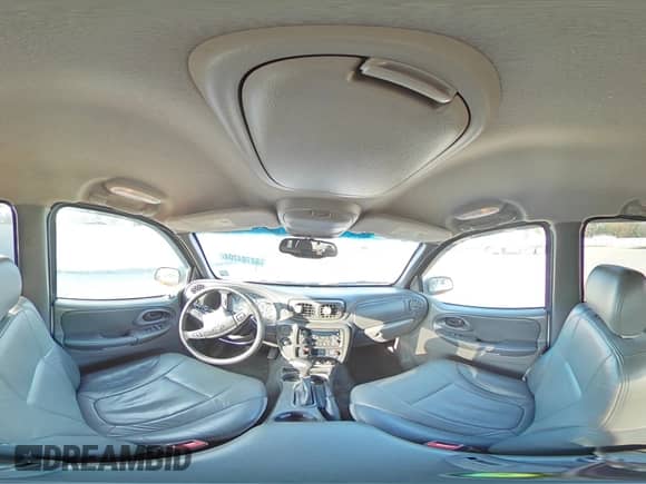 2002 Chevrolet TrailBlazer LTZ with VIN 1GNDS13S522213636, listed as a Copart auction lot 82784704 with Not provided miles and Salvage title. Bid and sale history available at DreamBid. Image 14.