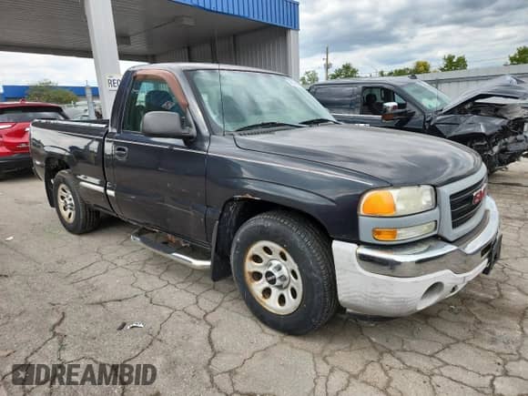 2005 GMC Sierra 1500 Work Truck с VIN 1GTEC14X95Z280000, выставлен на аукционе Copart как лот 70188805 с пробегом Не указан миль и Чистый • Clean title. История ставок и продаж доступна на DreamBid. Изображение 4.