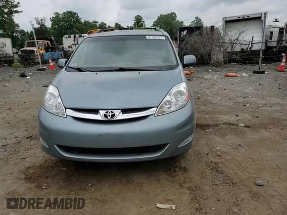 2010 Toyota Sienna XLE с VIN 5TDDK4CC7AS028689, выставлен на аукционе Copart как лот 67432025 с пробегом 136 915 миль миль и Списание • Salvage title. История ставок и продаж доступна на DreamBid. Изображение 13.