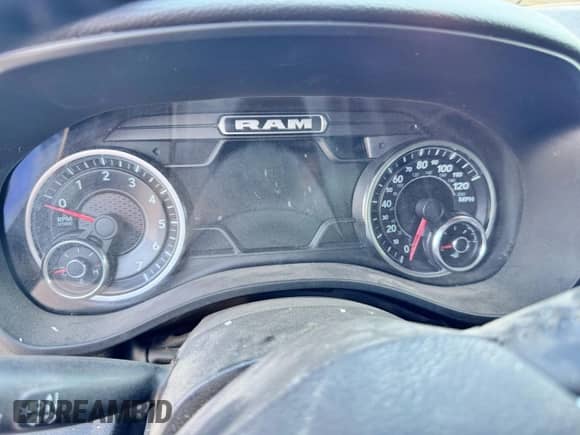 2022 Ram 1500 Big Horn z VIN 1C6RREBGXNN273503, wystawiony jako Copart lot #71997555 z przebiegiem Nie podano mil oraz Nie do naprawy • Non repairable. Historia ofert i sprzedaży dostępna na DreamBid. Obrazek 8.