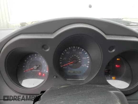 2002 Nissan Frontier SVE с VIN 1N6MD27YX2C370951, выставлен на аукционе Copart как лот 59499485 с пробегом 180 444 миль миль и Списание • Salvage title. История ставок и продаж доступна на DreamBid. Изображение 9.