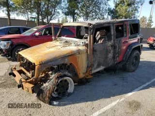 2007 Jeep Wrangler Unlimited X с VIN 1J4GA39137L147165, выставлен на аукционе Copart как лот 46220825 с пробегом Не указан миль и На запчасти • Non repairable. История ставок и продаж доступна на DreamBid. Изображение 1.