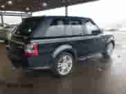 2013 Land Rover Range Rover Sport HSE Lux z VIN SALSK2D45DA770330, wystawiony jako IAAI lot #42507147 z przebiegiem 137 007 mil mil oraz . Historia ofert i sprzedaży dostępna na DreamBid. Obrazek 4.
